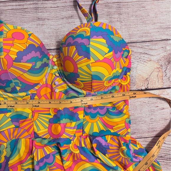 Unique Vintage Swimsuit - Picture 7 of 9